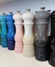 Le Creuset Outlet Store Castel Romano Designer Outlet immagine 5