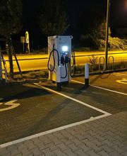 Shell Recharge Charging Station Bild 3