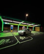 IPLANET Ricarica in sicurezza in modalità ultra fast per tutti i veicoli elettrici.