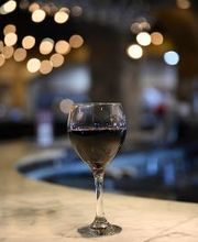 Extensive wine list