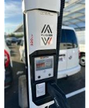 Plug Inn fast charge Station de recharge image 6