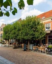 bij Karakter afbeelding 11