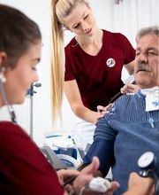 Schneider & Kleinermann Intensivpflege Bild 2