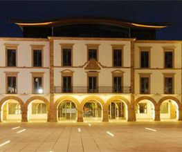 susaeta-iluminacion-plaza-01.jpg