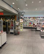 innenraum-amavita-apotheke-rigimärt