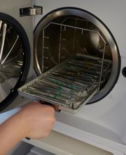 FRENKENKLINIK Bild 13