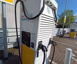 Shell Recharge Charging Station Bild 2