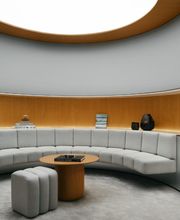 Canada Goose Paris - Champs Elysées image 4