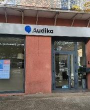 Centre Auditif Audika à Voiron (38500). Votre audioprothésiste vous accueille pour vous conseiller et adapter vos appareils auditifs.