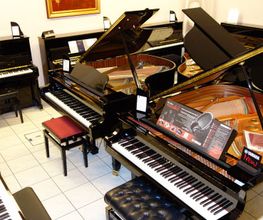 Centre Schmidt Pianos Bild 7