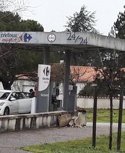 Carrefour Market image 1