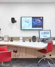 Audioprothésiste Draguignan-Alain Afflelou Acousticien image 2