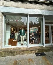 Tommy Hilfiger image 5