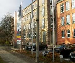 Seminargebäude von außen Hegermühler Straße bei Nestor Weiterbildung und Beratung