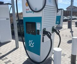 Shell Recharge Charging Station Bild 3