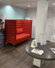 Audioprothésiste Vitrolles-Alain Afflelou Acousticien image 3