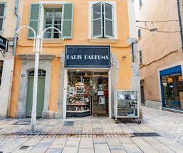Paris Parfums image 14
