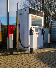 Shell Recharge Charging Station Bild 14