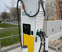 Shell Recharge Charging Station Bild 4