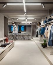 Carhartt WIP Store Paris St. Honore image 1