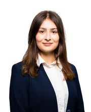 HDI Versicherungen: Jyrmedina Pllavci in Bielefeld