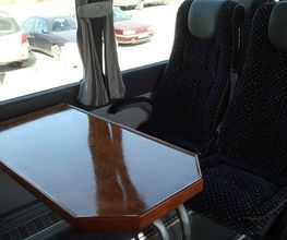 transit-bus-asientos-mesas-04.jpg