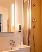 B&B HOTEL Grenoble Université 1 image 6