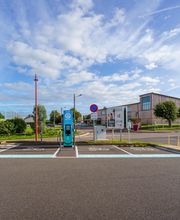 EVzen Station de recharge Genelard Bi1