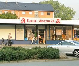 Aussenansicht der Eulen-Apotheke