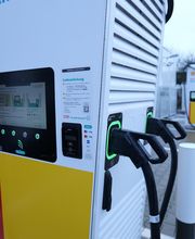 Shell Recharge Charging Station Bild 11