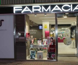 farmacia-maril--viyuela-fachada-01.jpg