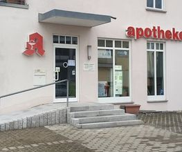 Aussenansicht der Apotheke in Oberzell