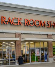 Exterior Shot of Store/Building (Wide Shot)