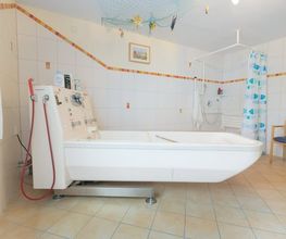 CURATA Maierhöfen Haus Iberg Pflegebad
