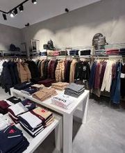 GUESS immagine 4