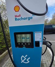 Shell Recharge Charging Station Bild 1