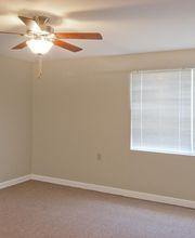 Burnett Manor image 2