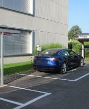 Shell Recharge Charging Station Bild 1