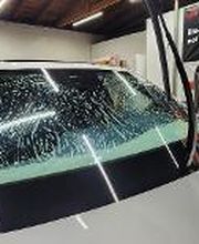 Edgeless Auto Tint Specialist image 7