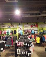 INTERSPORT Voswinkel Weserpark Bild 6