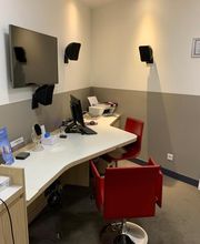 Audioprothésiste Fréjus-Alain Afflelou Acousticien image 2