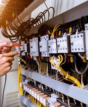 Elektro- & Gebäudeinstallation