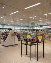 interieur-pharmacie-sun-store-avenches
