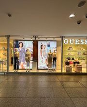 GUESS immagine 2