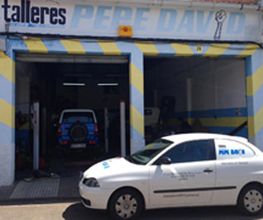 talleres-pepe-david-fachada-01.jpg