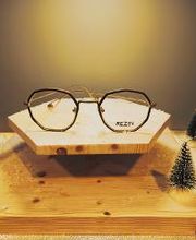 Opticien Nort-sur-Erdre - Optic 2000 - Face au Super U - Près de la pharmacie image 12