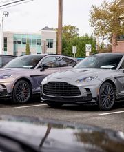 Aston Martin Summit image 3