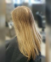 Fantastic Sams Cut & Color image 16