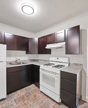 Elwood Gardens Apartments image 14