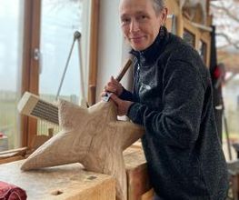 Holzbildhauerin Margit Schramm Bild 5